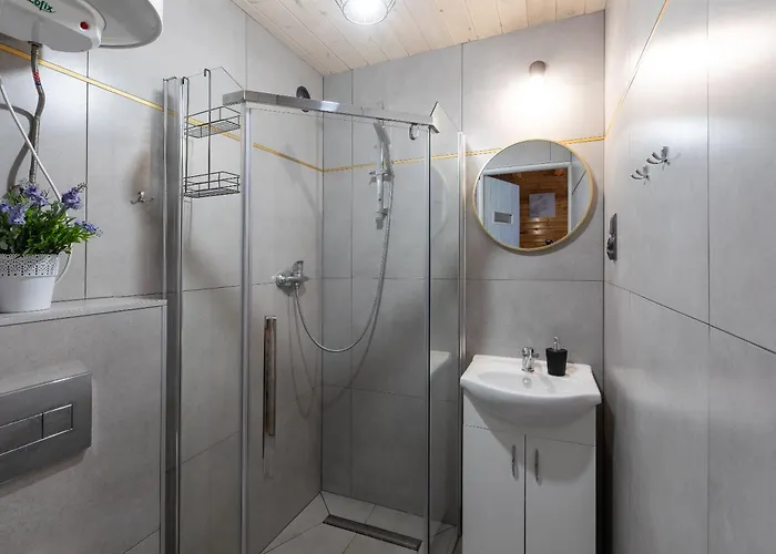 Leśny Zakątek * Pogorzelica (Gmina Rewal)