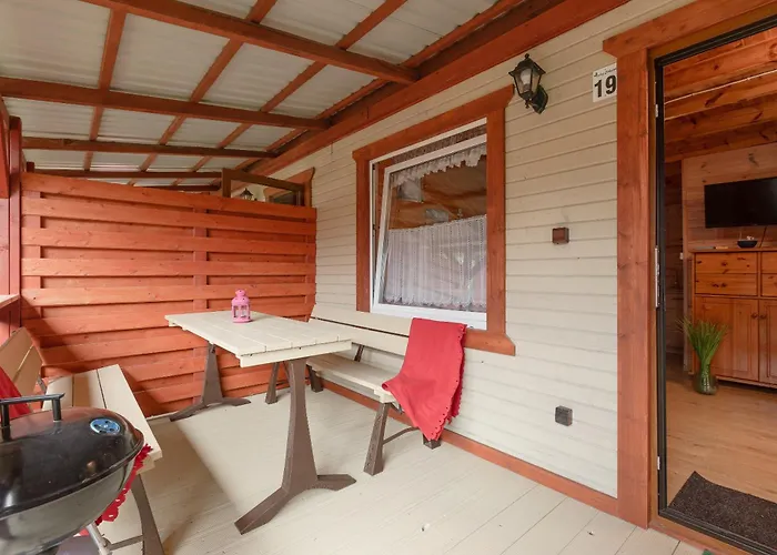 Leśny Zakątek * Pogorzelica (Gmina Rewal)