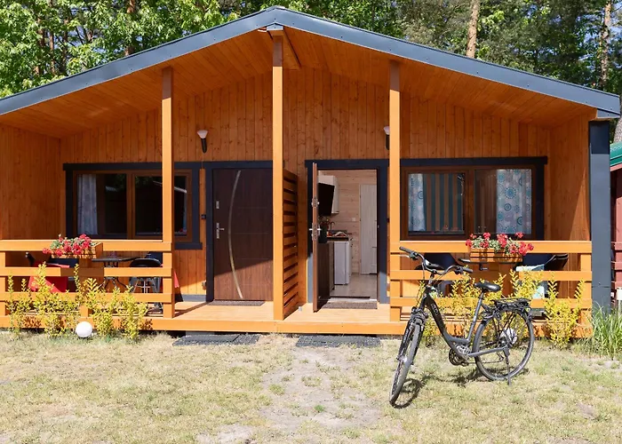 Leśny Zakątek * Pogorzelica (Gmina Rewal)